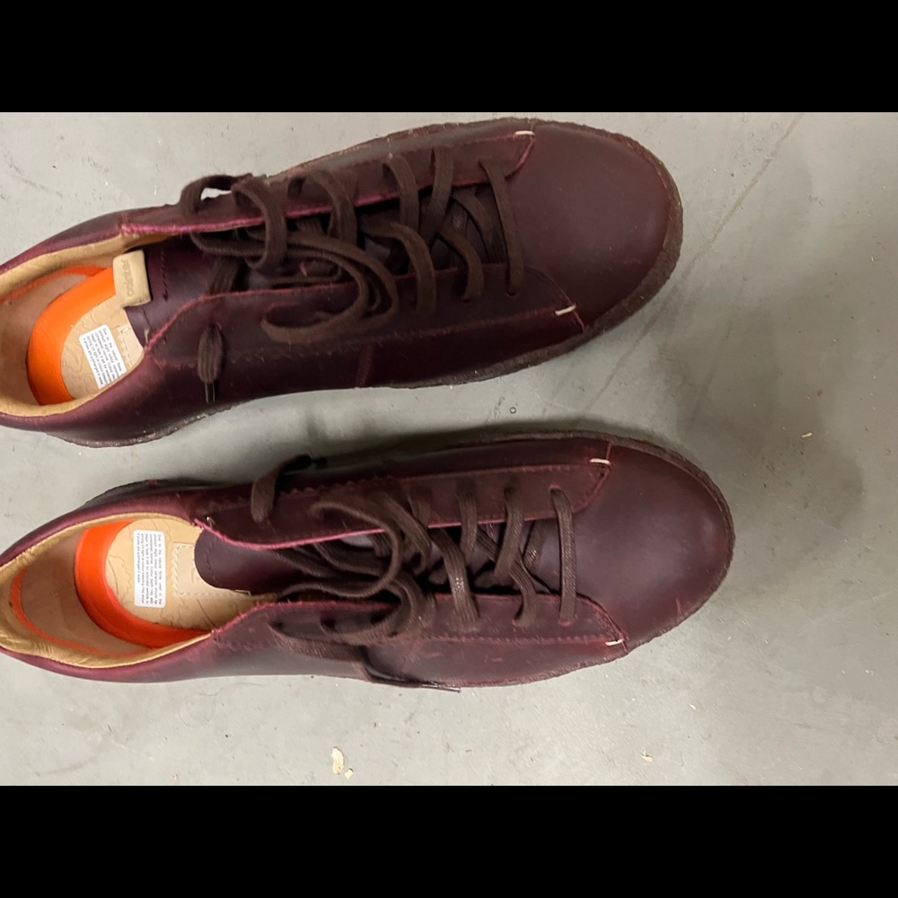 Mens shoes